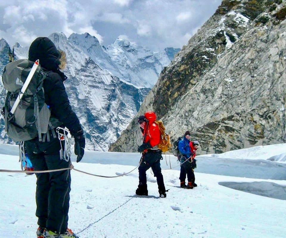Island Peak Climbing (6,187 m)